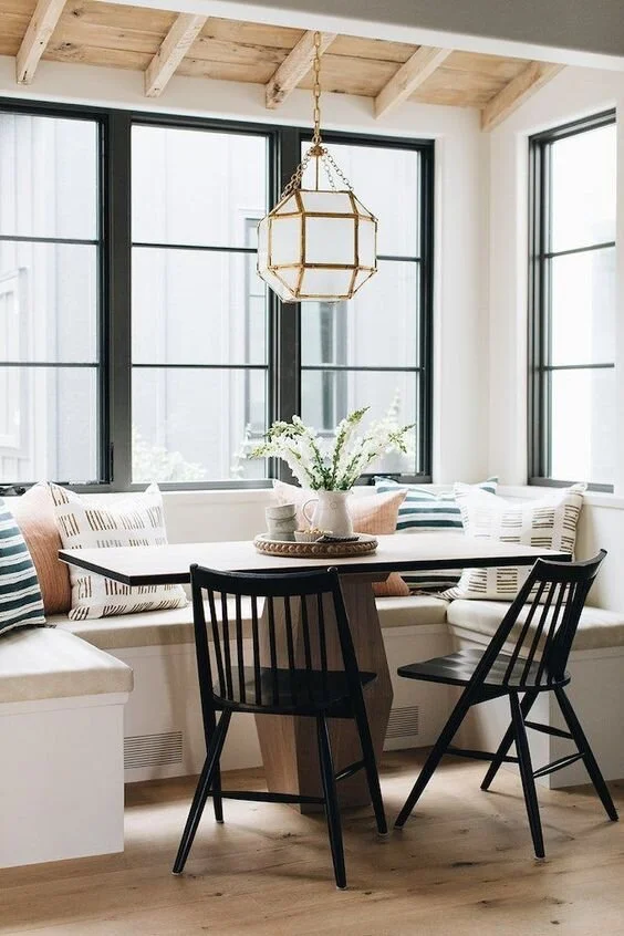 Stunning Dining Table Lighting Ideas and Designs RenoGuide